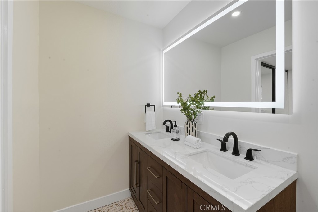 12311 Moline Drive Property Photo 34