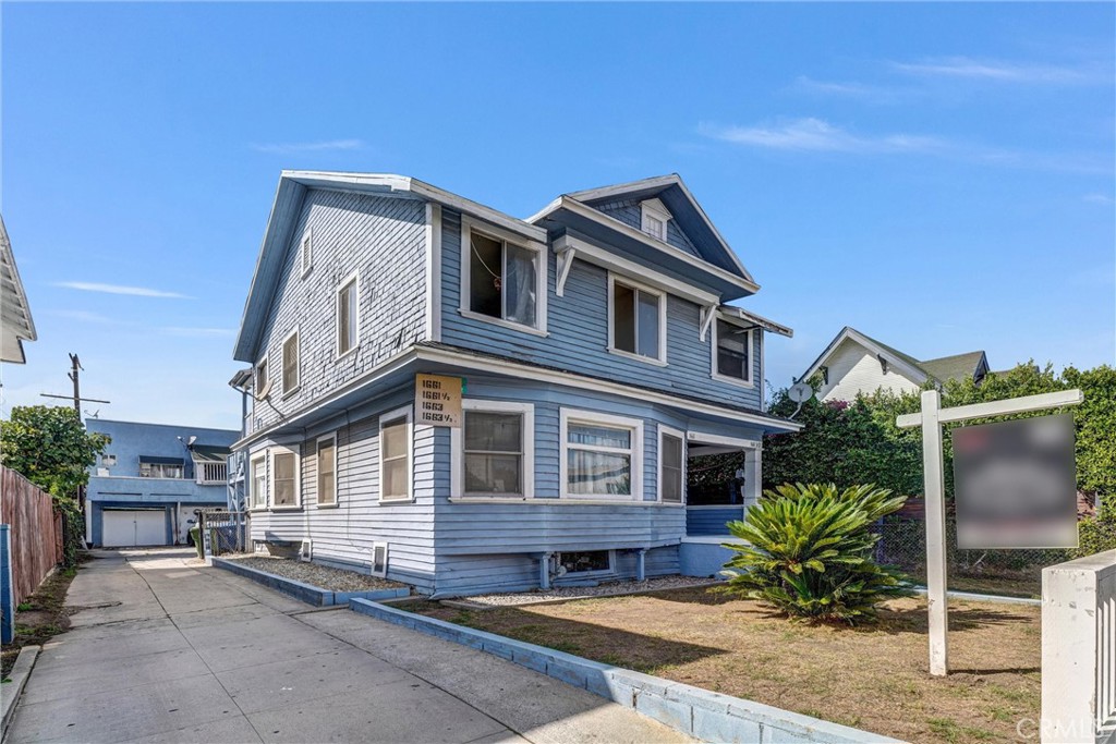 1661 Arlington Avenue Property Photo 1
