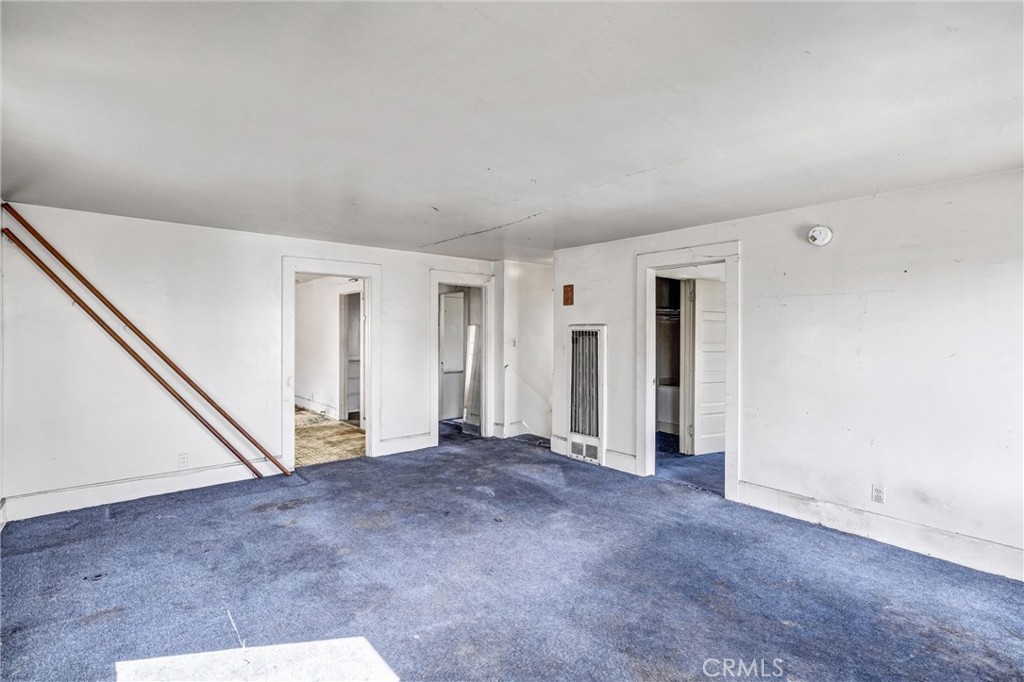 1661 Arlington Avenue Property Photo 8