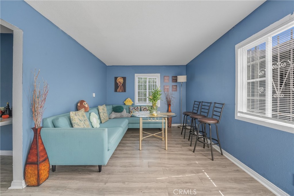 907 E 109th Place Property Photo 15