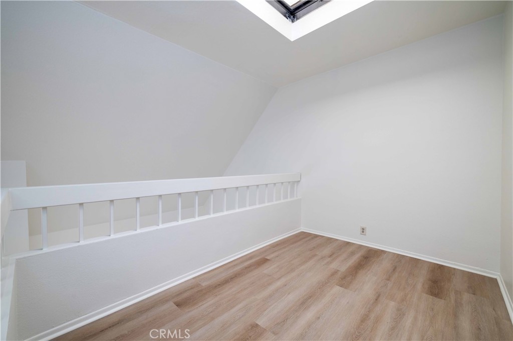 730 W 4th Street 413 Property Photo 14