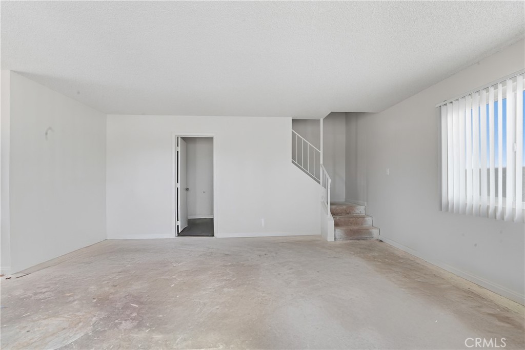 12143 Downey Avenue Property Photo 19