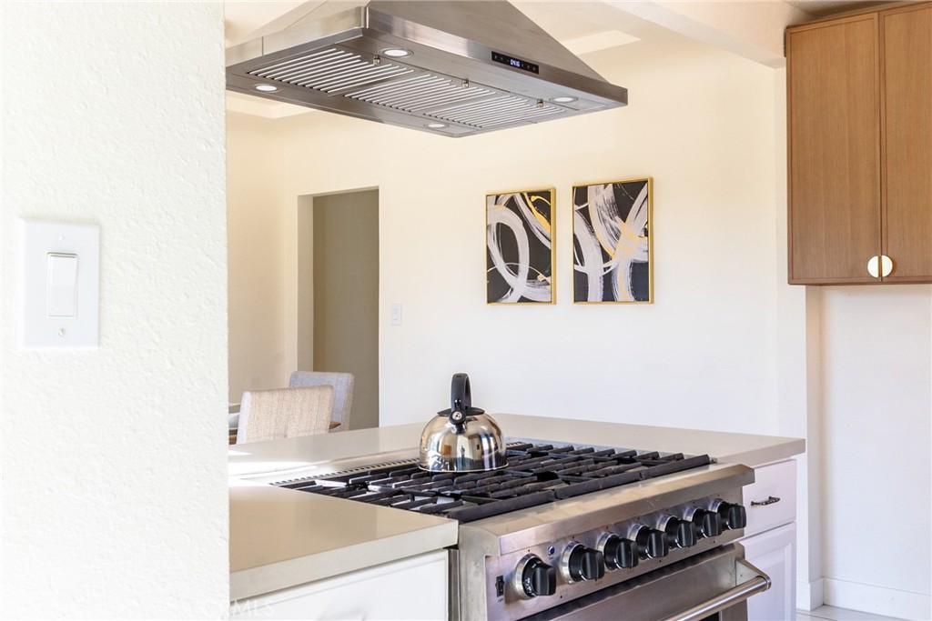 2127 W 76th Property Photo 23