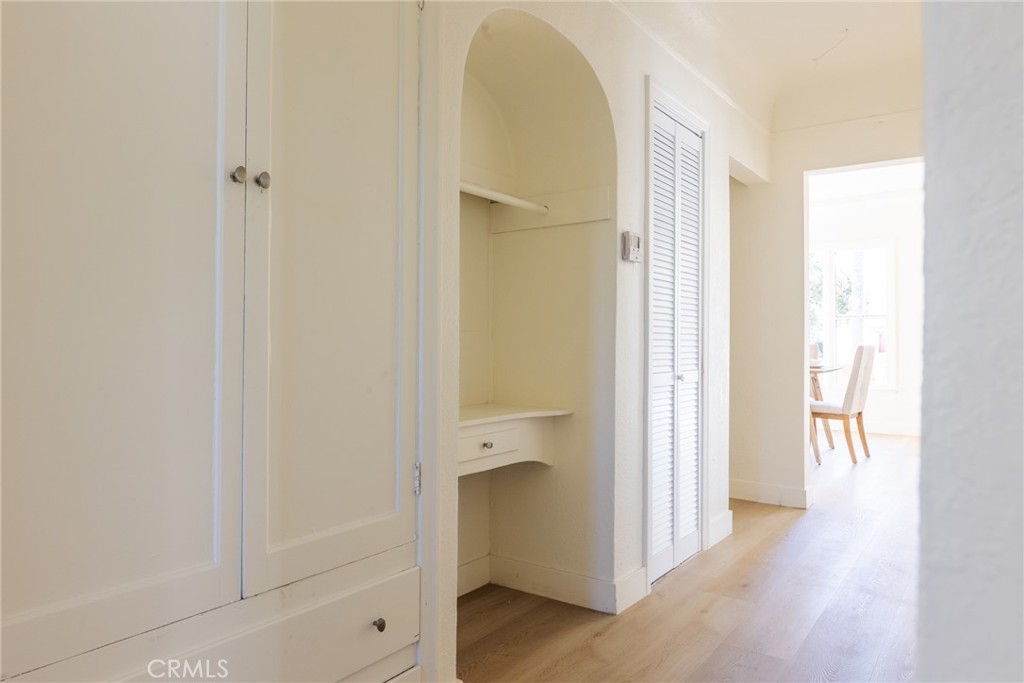 2127 W 76th Property Photo 30