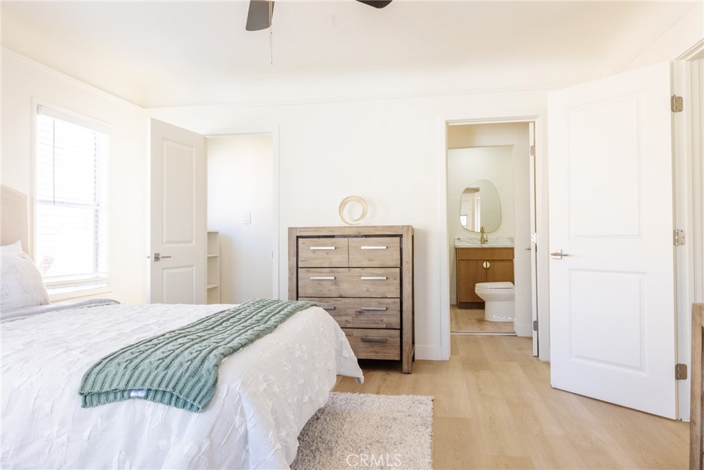 2127 W 76th Property Photo 35