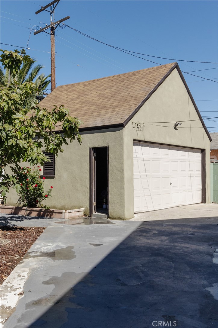 2127 W 76th Property Photo 40