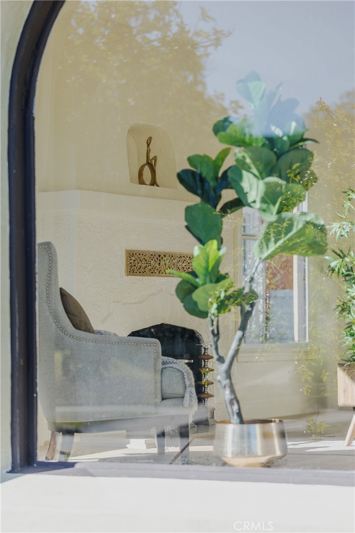 2127 W 76th Property Photo 46