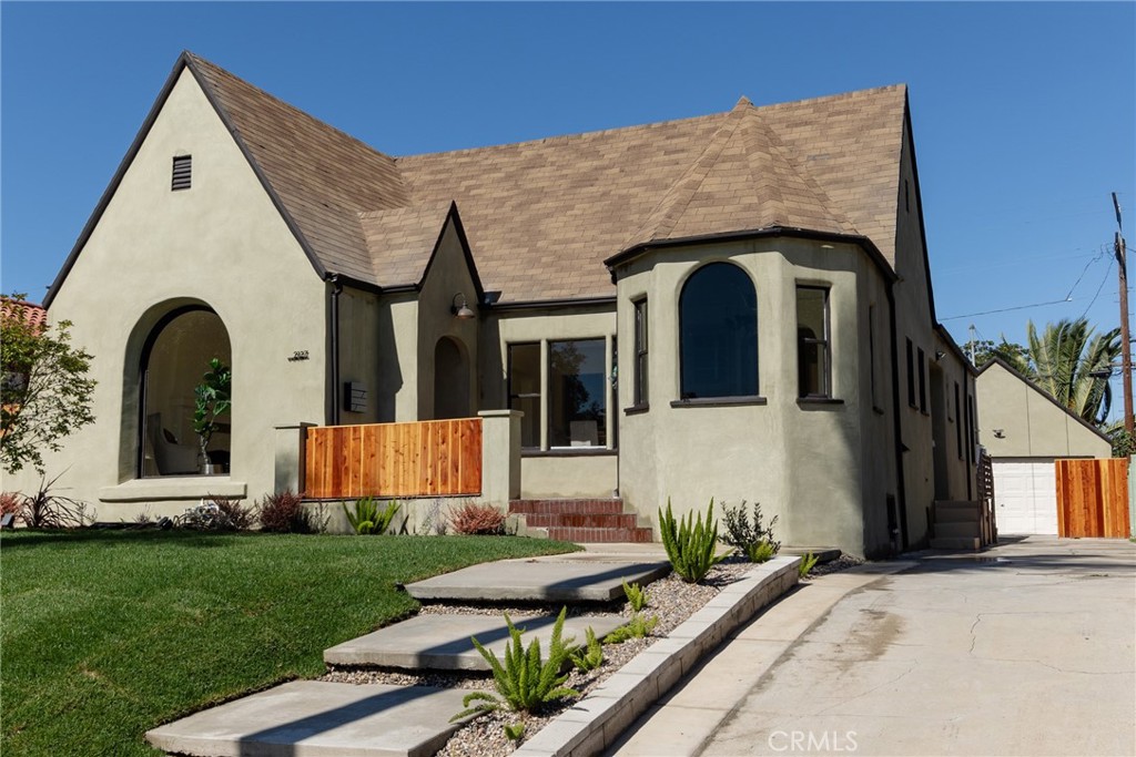 2127 W 76th Property Photo 53