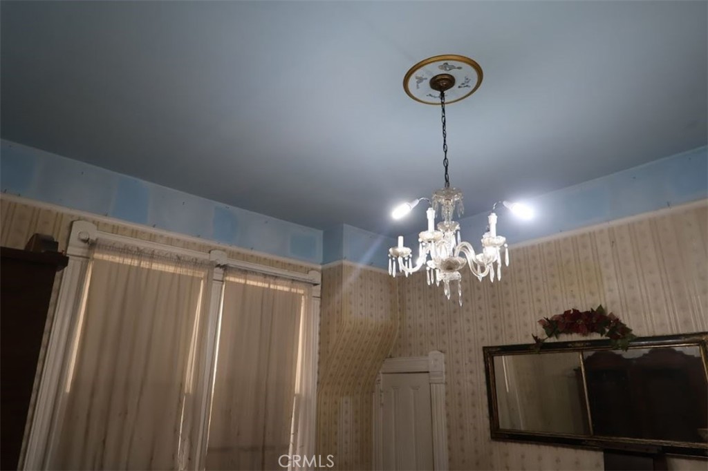209 Carlton Property Photo 7