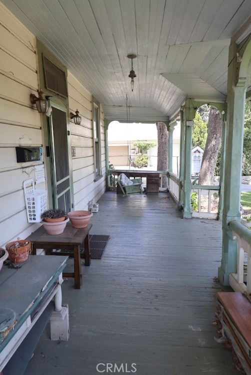 209 Carlton Property Photo 19