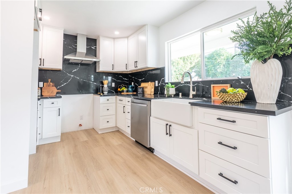 7516 San Juan Property Photo 3