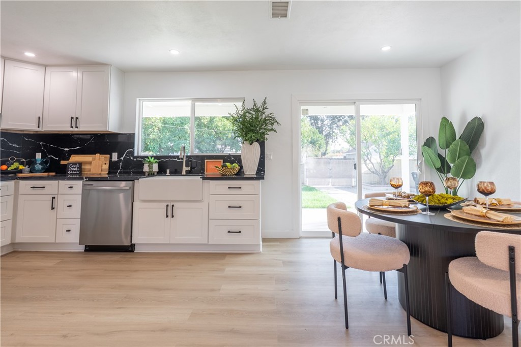 7516 San Juan Property Photo 8