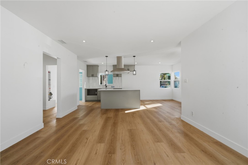 1736 N Mcdivitt Avenue Property Photo 9