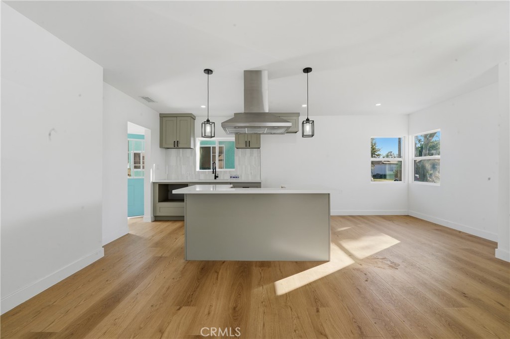 1736 N Mcdivitt Avenue Property Photo 10