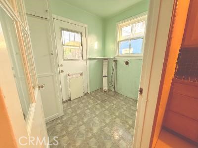 2010 Golden Ave Property Photo 6