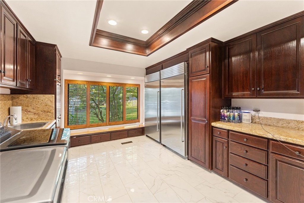 2420 San Antonio E Property Photo 20