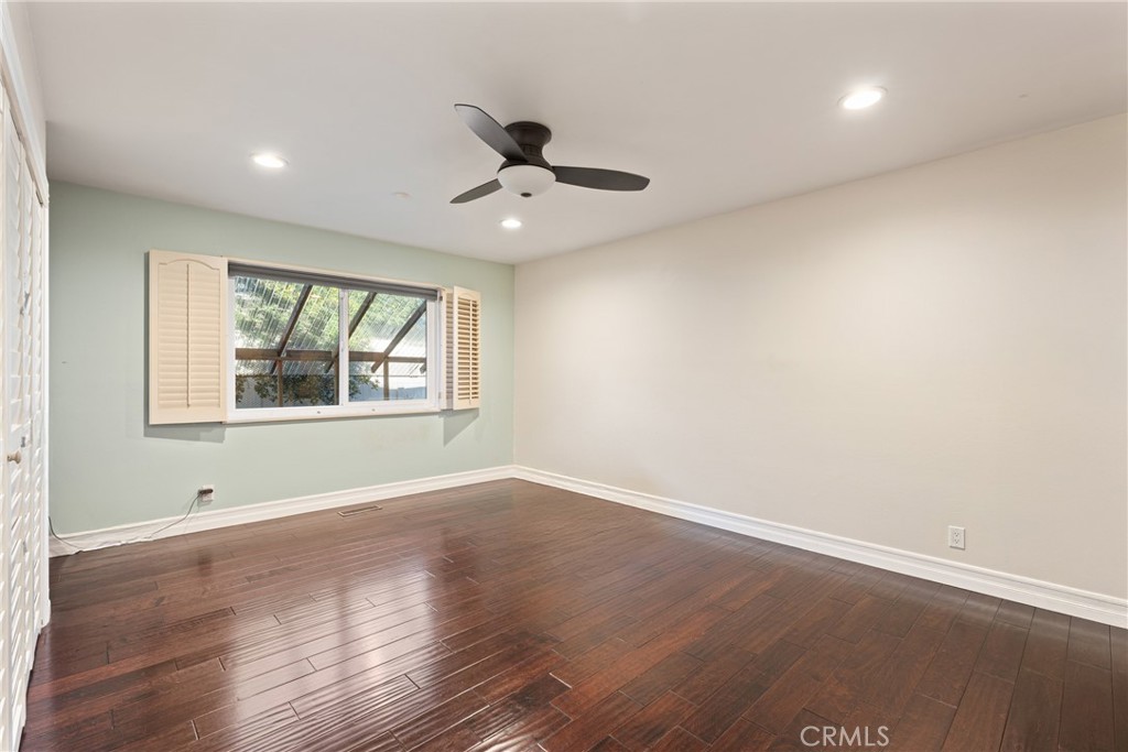 2420 San Antonio E Property Photo 38