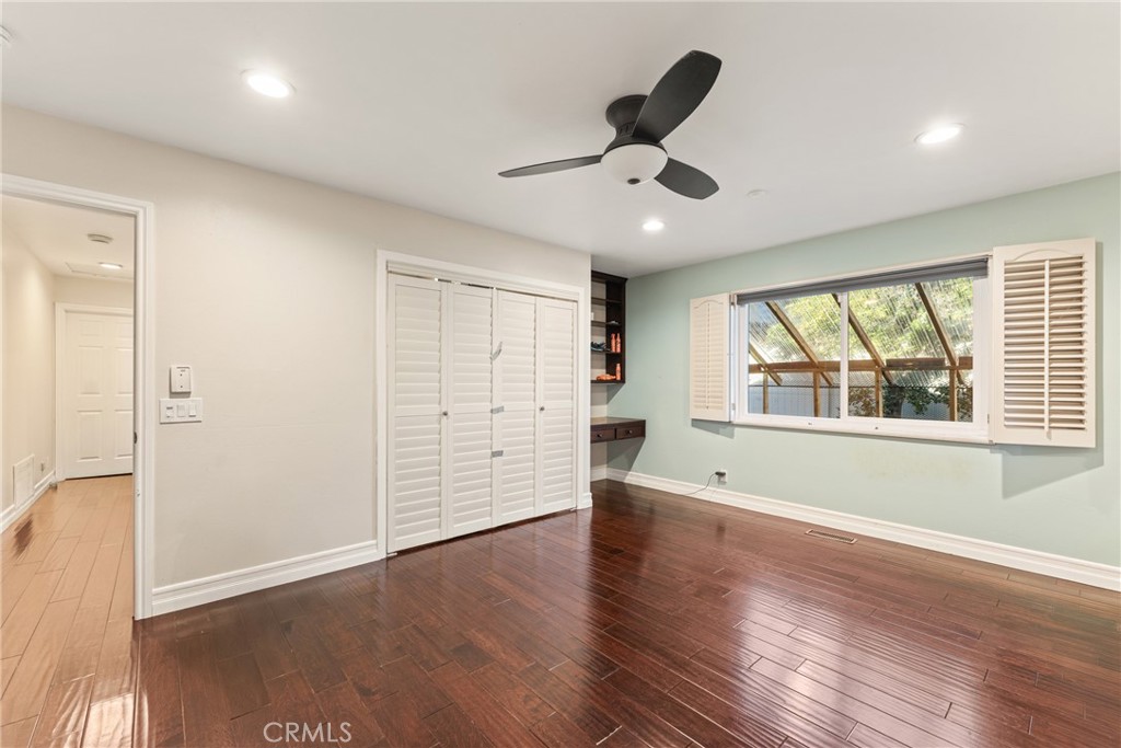 2420 San Antonio E Property Photo 39