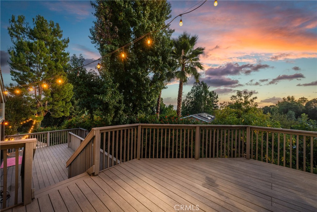 2420 San Antonio E Property Photo 44