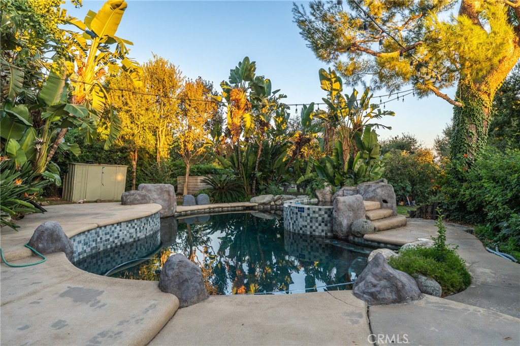 2420 San Antonio E Property Photo 63