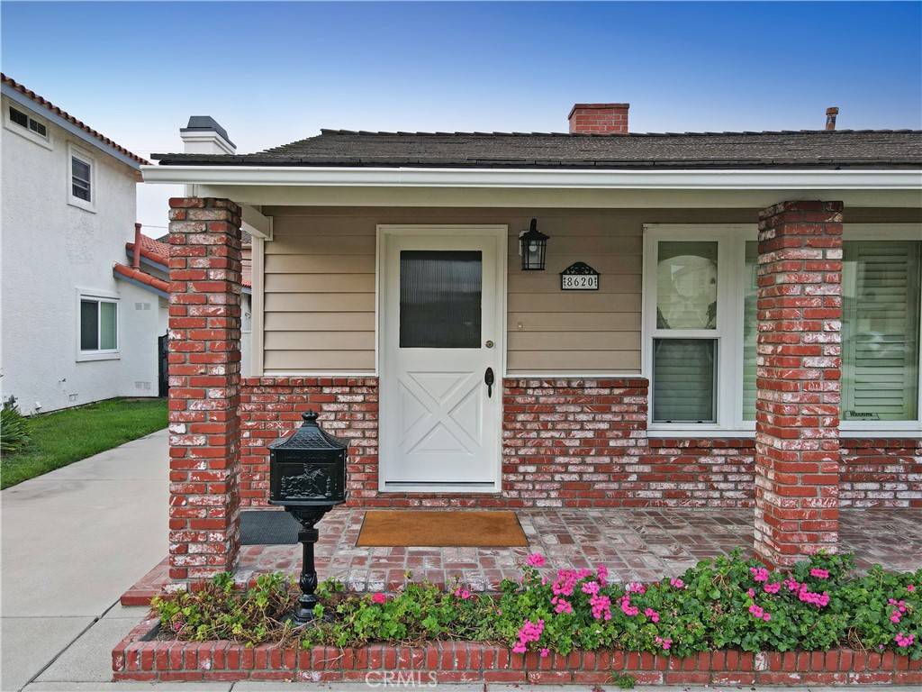 8620 Lubec Street Property Photo 3