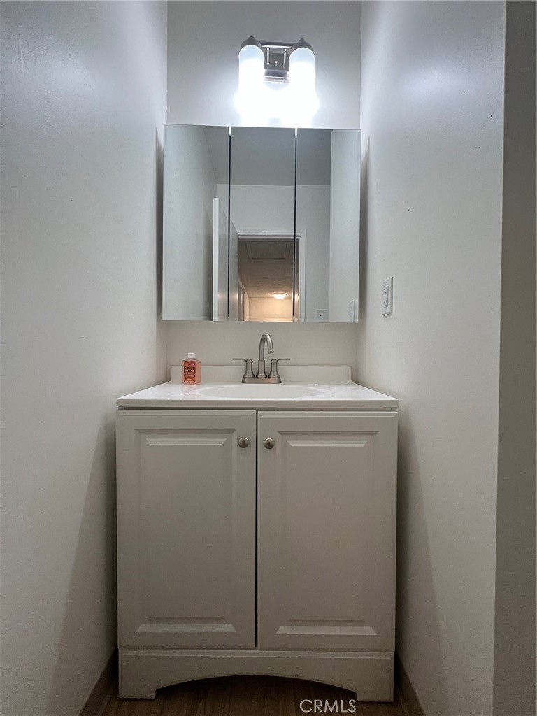 4860 Bell Property Photo 18