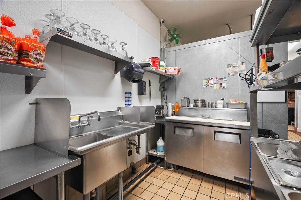 13076 Glenoaks Property Photo 34