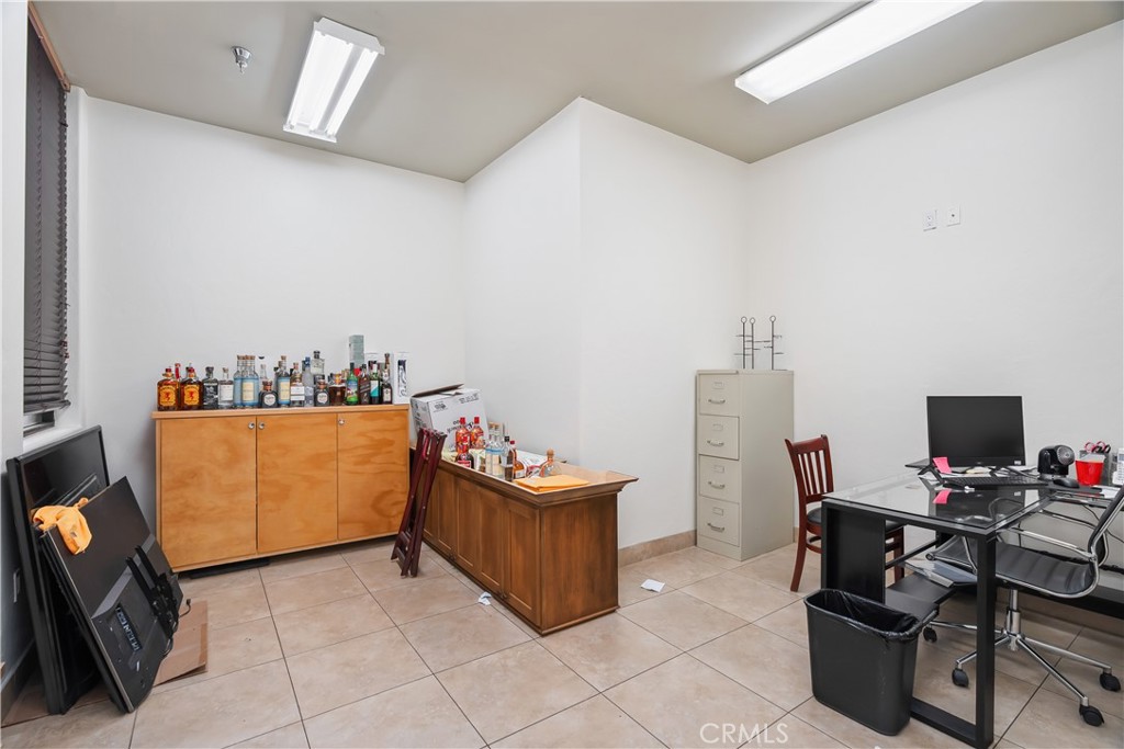 13076 Glenoaks Property Photo 58