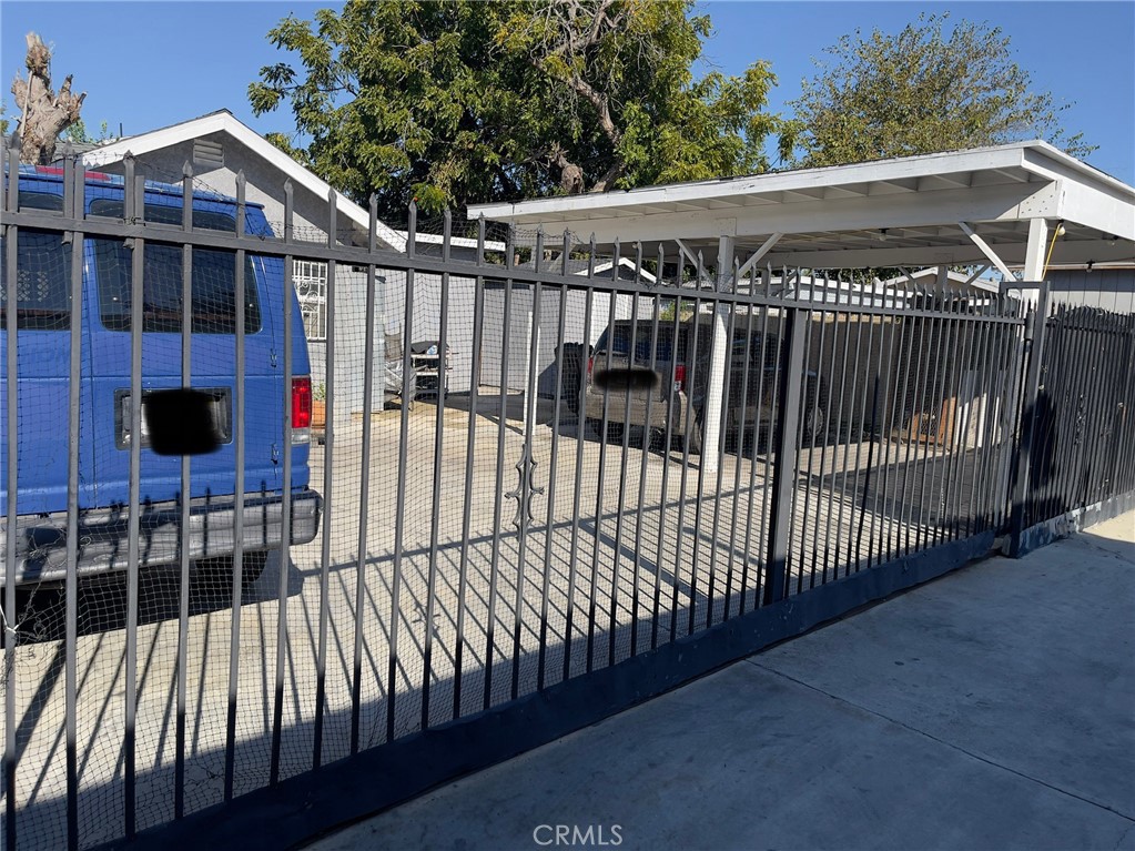 9536 Compton Property Photo 2