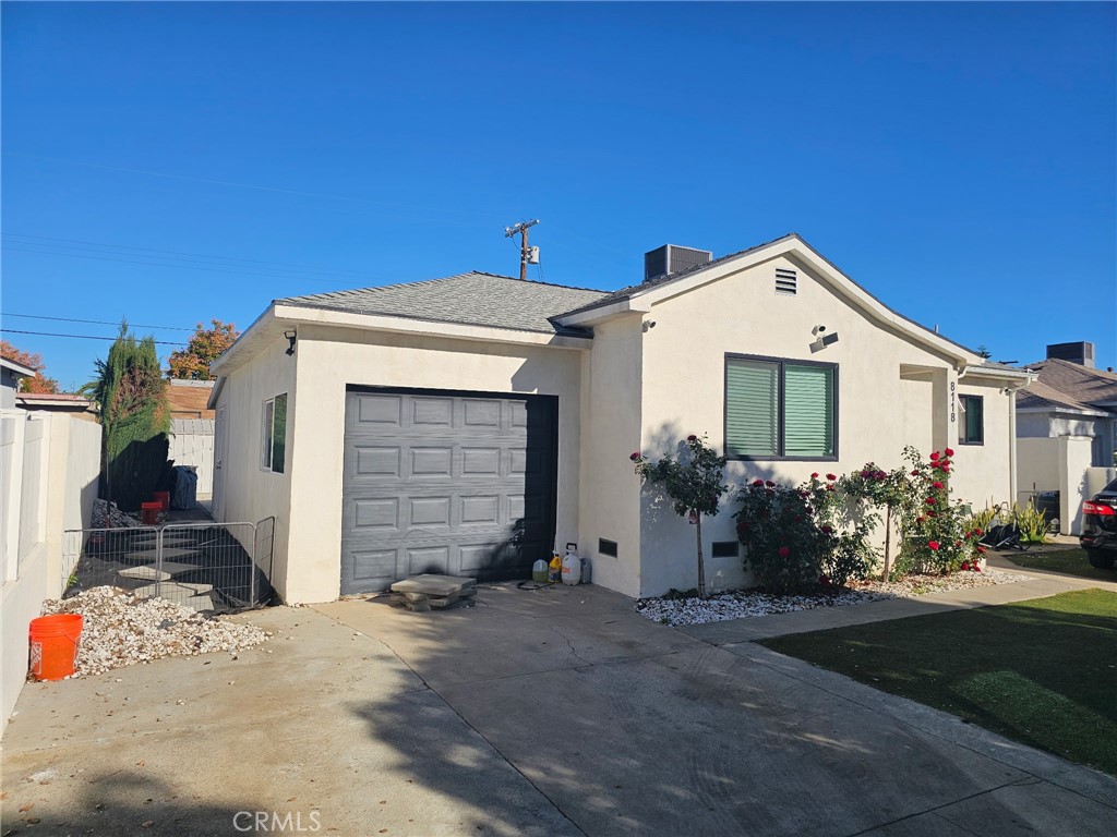 8118 Wakefield Property Photo 1
