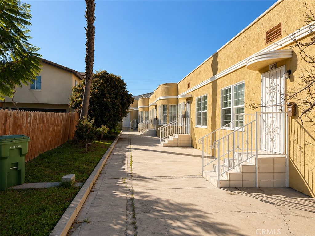6121 10th Property Photo 1