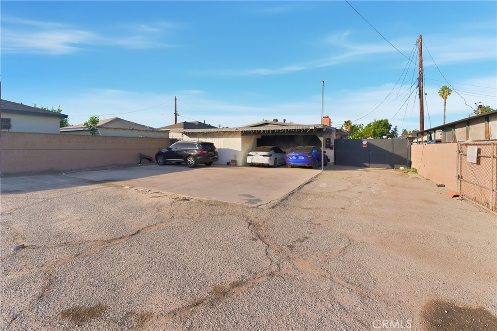 5222 Live Oak Property Photo 14