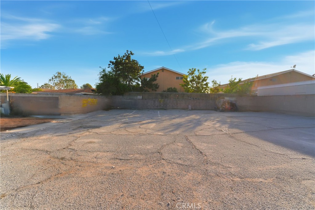 5222 Live Oak Property Photo 15