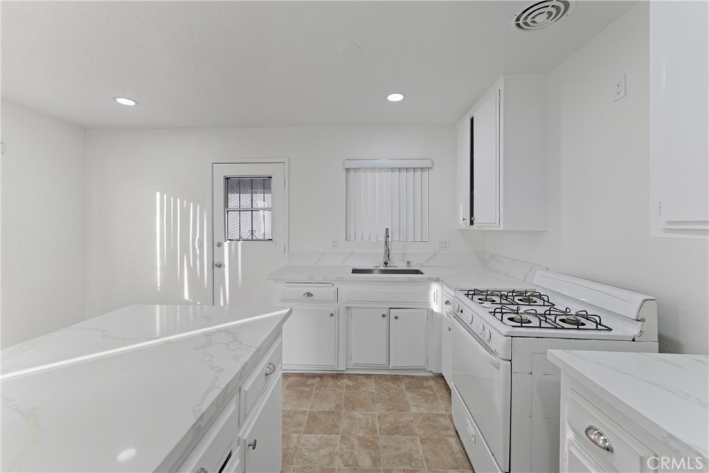 5222 Live Oak Property Photo 27