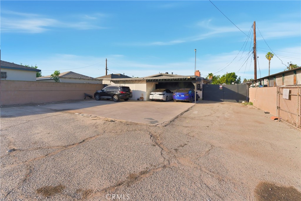 5218 Live Oak Property Photo 14