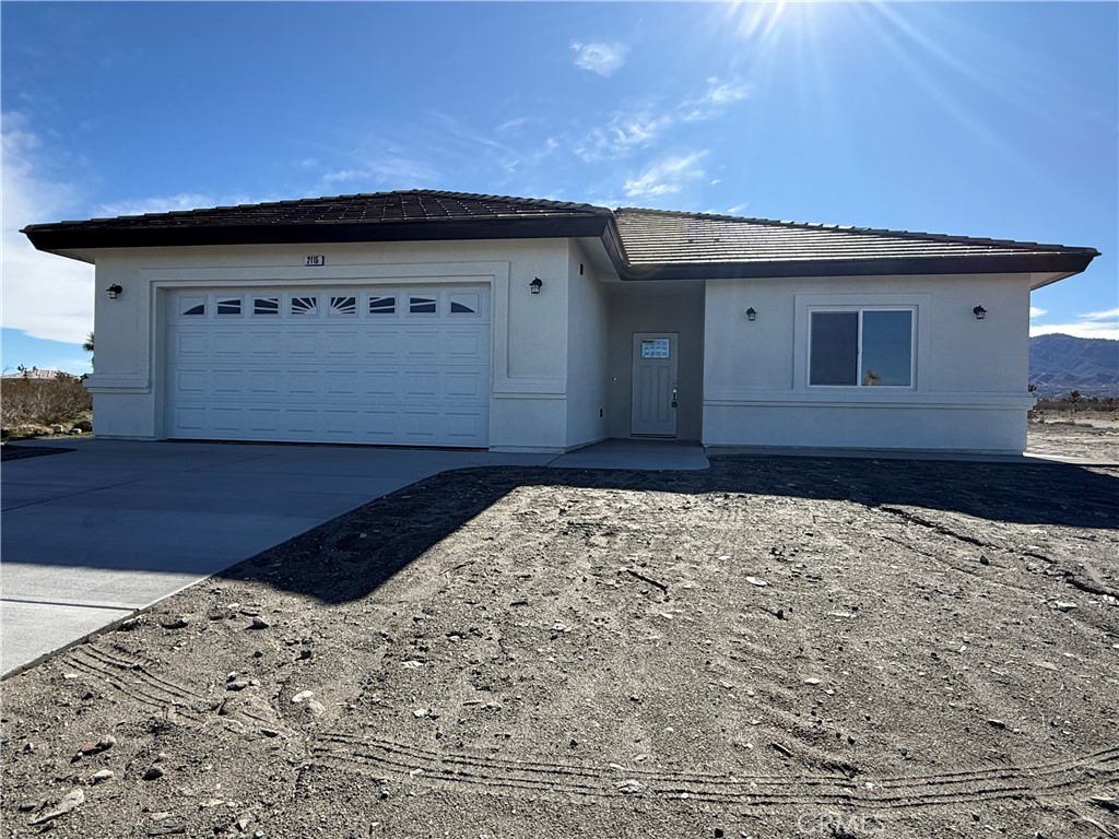 2115 Seville Pl. Property Photo 1