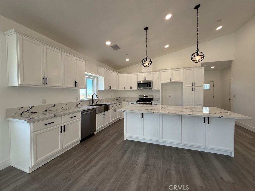2115 Seville Pl. Property Photo 18
