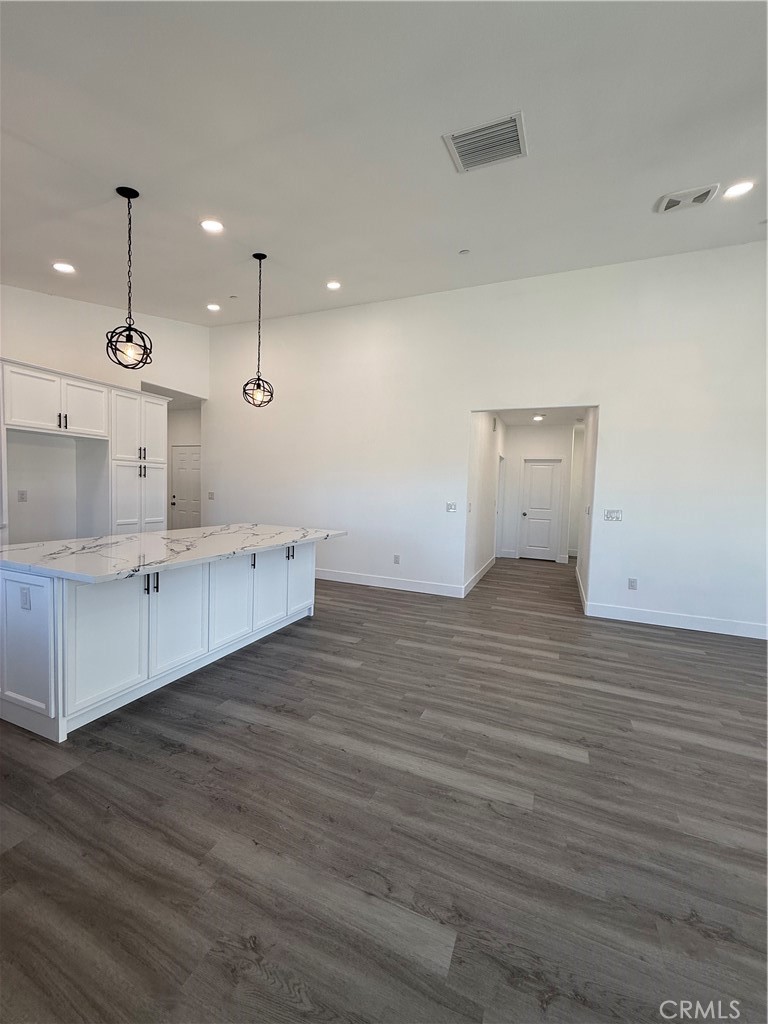 2115 Seville Pl. Property Photo 20