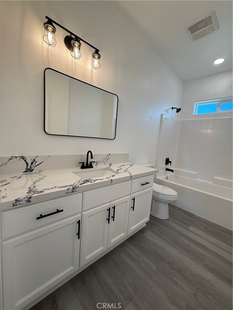 2115 Seville Pl. Property Photo 23