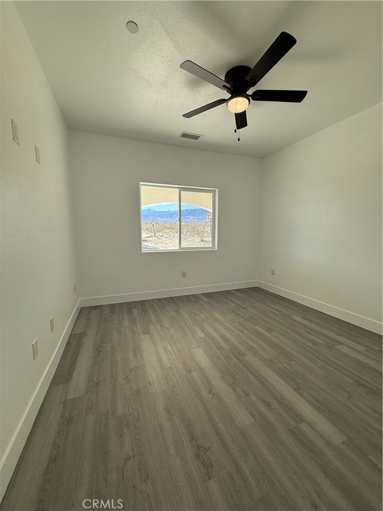 2115 Seville Pl. Property Photo 24