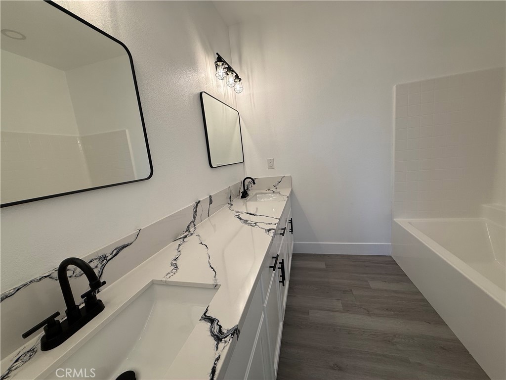 2115 Seville Pl. Property Photo 30