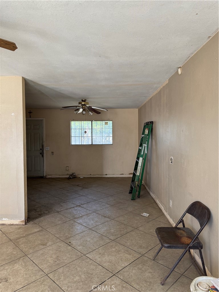 52425 Las Palmas Property Photo 4