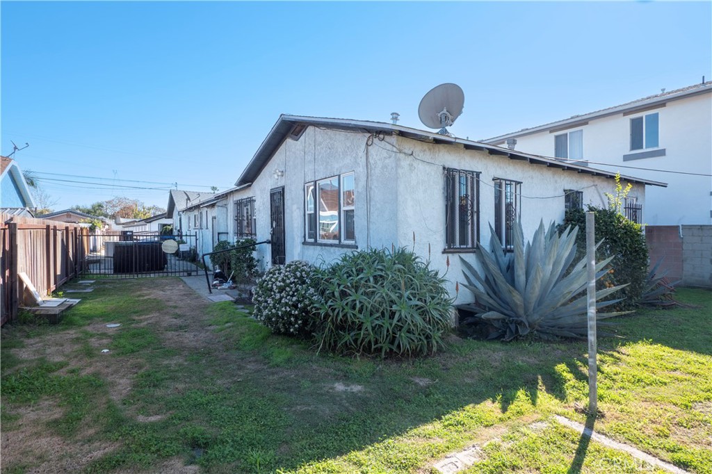 9623 Bandera Property Photo 22
