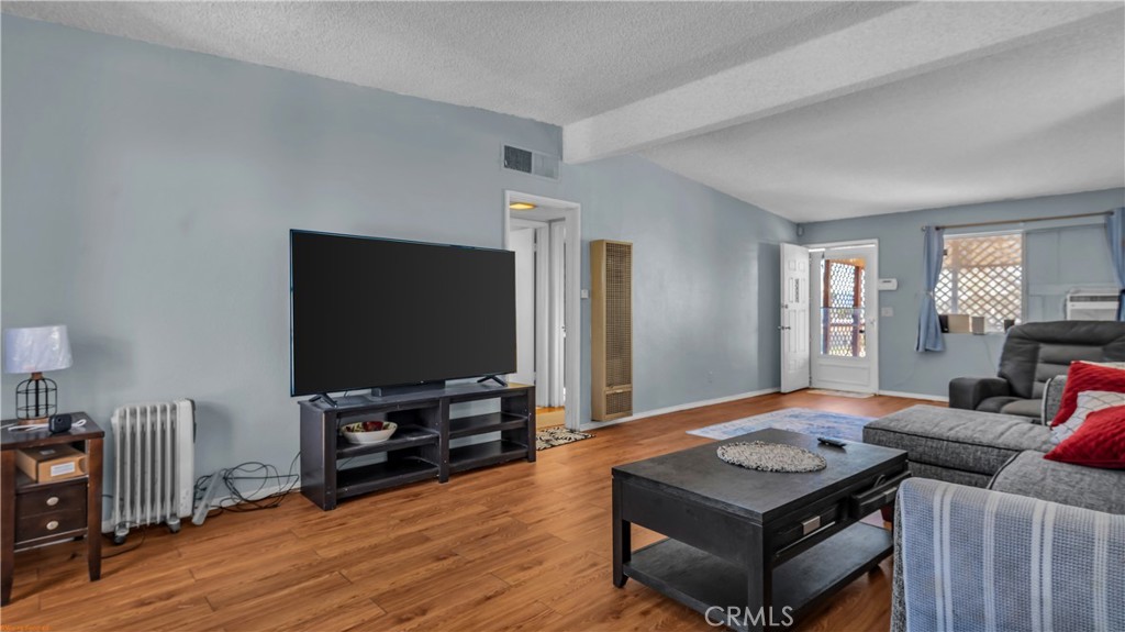 13220 Catalpa Property Photo 2
