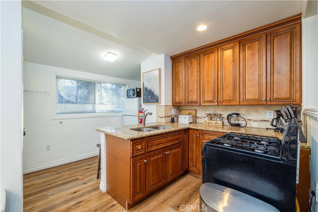 42769 Conifer Drive Property Photo 5