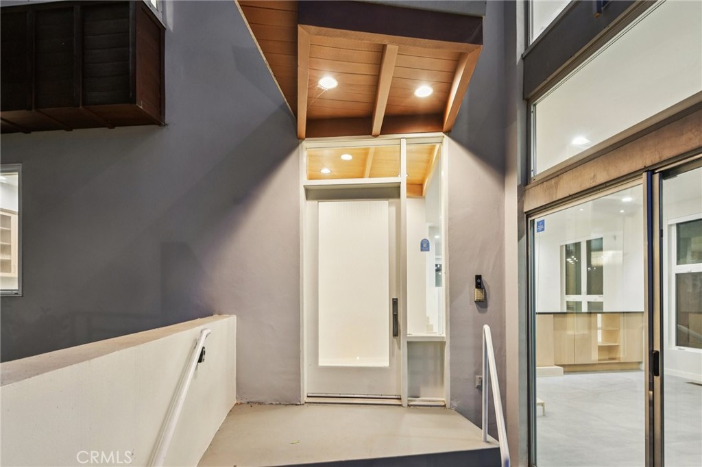 13424 Contour Property Photo 6