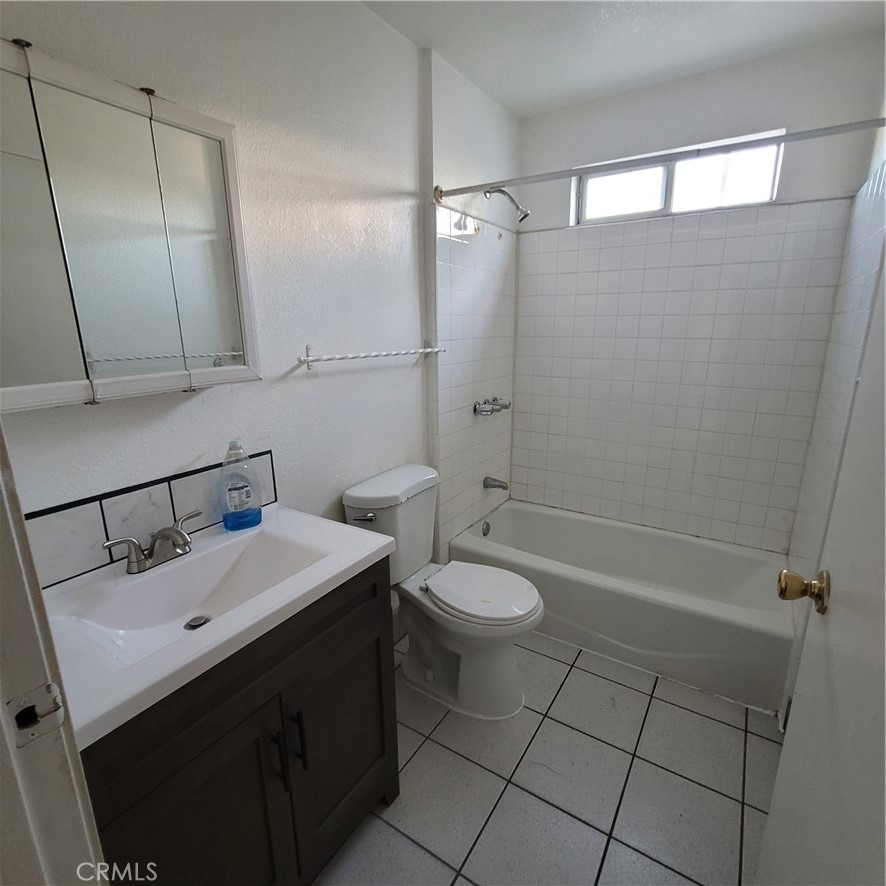 2632 W 16th Property Photo 18