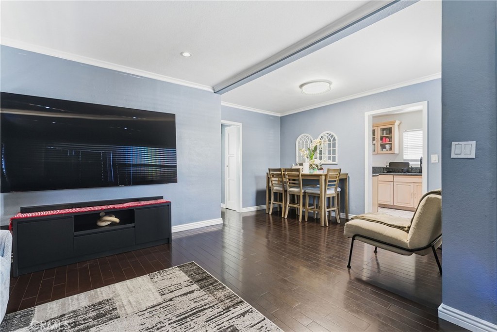 5514 Smiley Property Photo 6