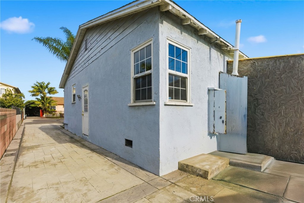 5514 Smiley Property Photo 11