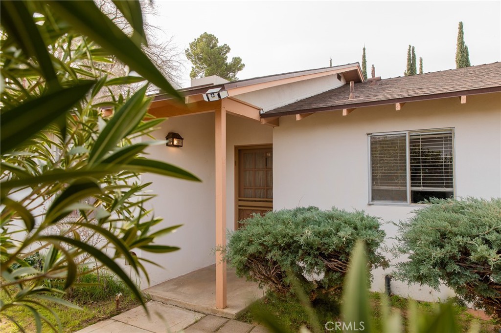 38990 Juniper Tree Property Photo 5